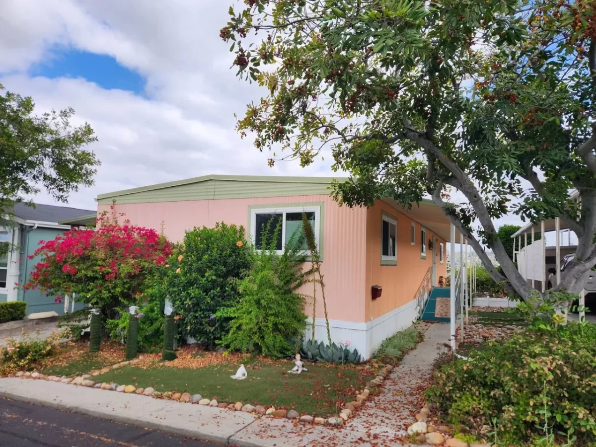 3BR Mobile Home for Sale in San Diego, CA