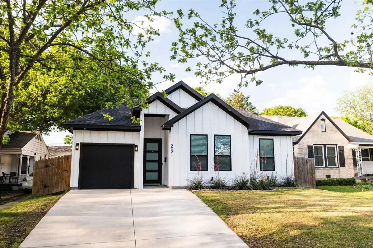 4BR House for Sale in Dallas, TX