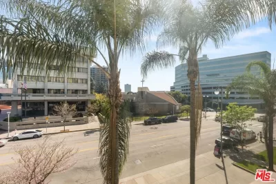 1BR Condo for Sale in Los Angeles, CA