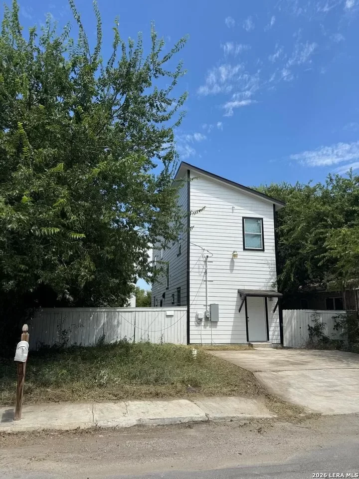 3BR House for Sale in San Antonio, TX