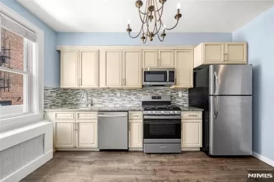 1BR Multi-Family for Rent in Cliffside Park, NJ