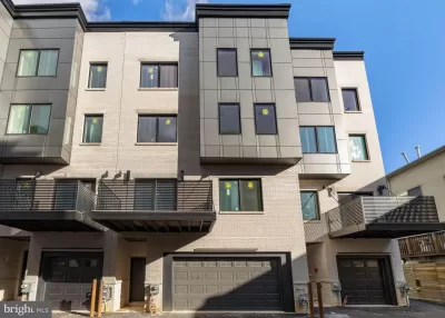 5BR Townhouse for Rent in Philadelphia, PA