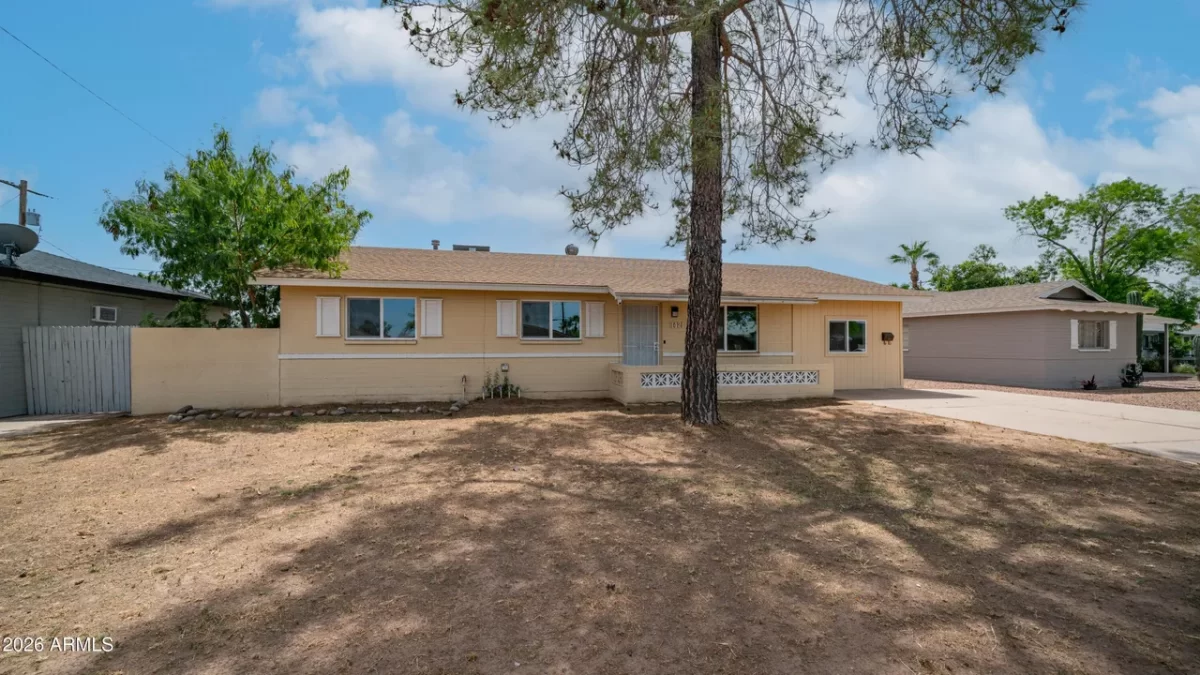 4BR House for Sale in Tempe, AZ