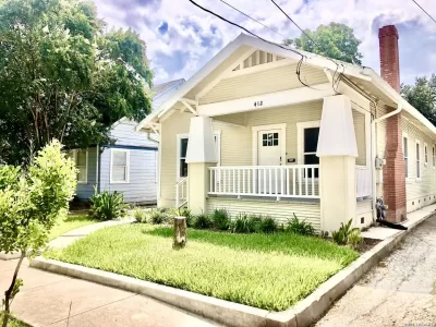 2BR House for Rent in San Antonio, TX