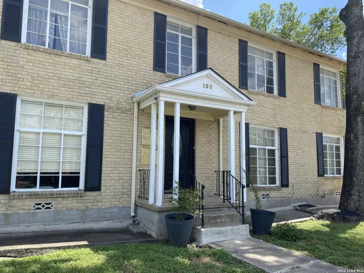 2BR House for Rent in Alamo Heights, TX