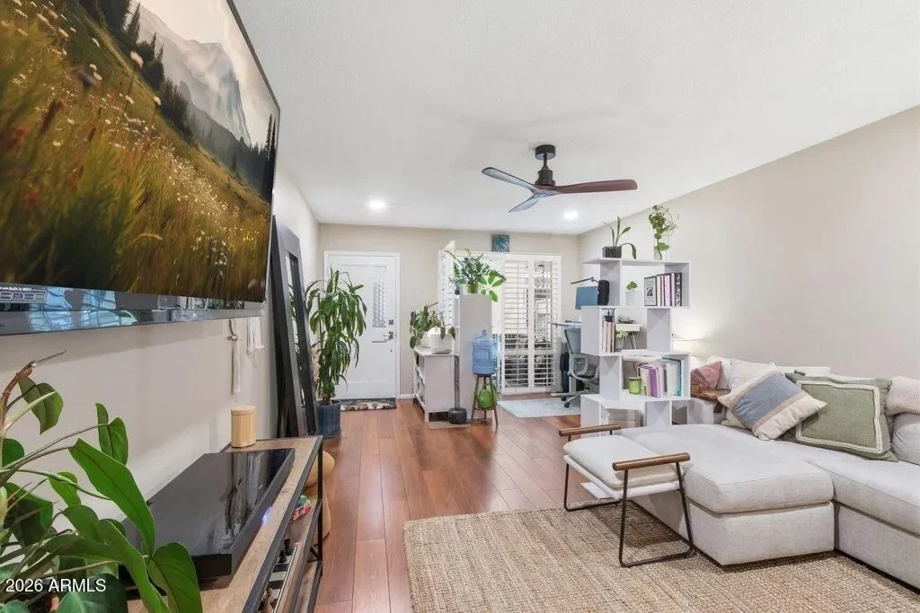 2BR Condo for Sale in Phoenix, AZ