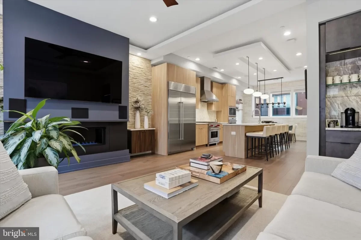 3BR Townhouse for Sale in Philadelphia, PA