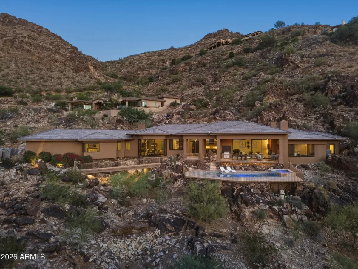 3BR House for Sale in Paradise Valley, AZ