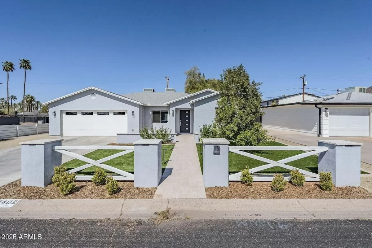 4BR House for Sale in Phoenix, AZ