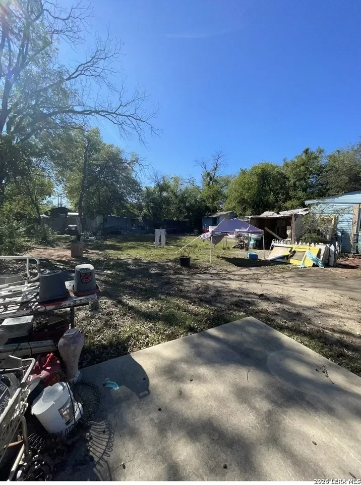 2BR House for Sale in San Antonio, TX