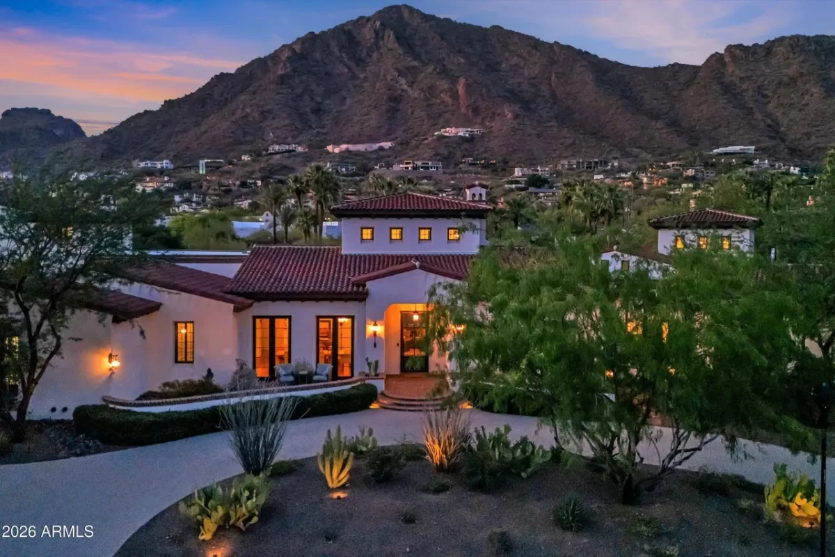 6BR House for Sale in Phoenix, AZ
