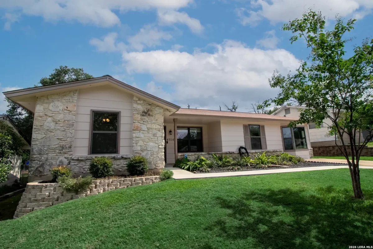 4BR House for Sale in San Antonio, TX