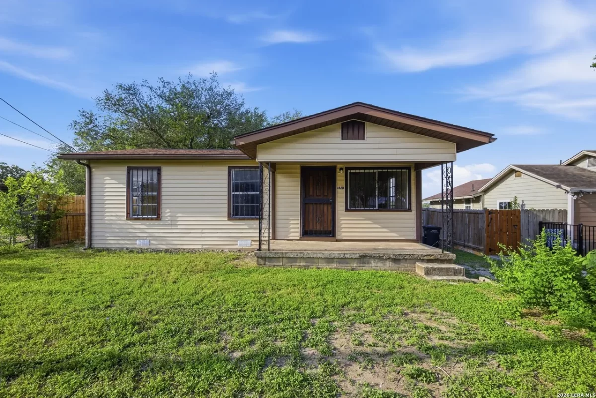 3BR House for Sale in San Antonio, TX
