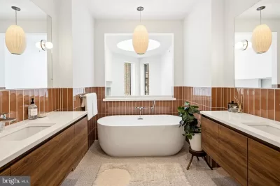 4BR Townhouse for Sale in Philadelphia, PA