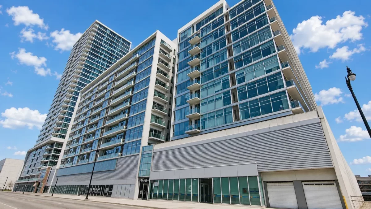 1BR Condo for Sale in Chicago, IL