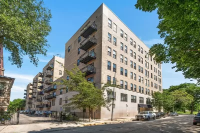 2BR Condo for Sale in Chicago, IL