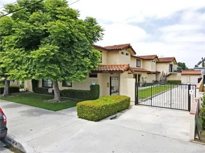 2BR House for Rent in Downey, CA