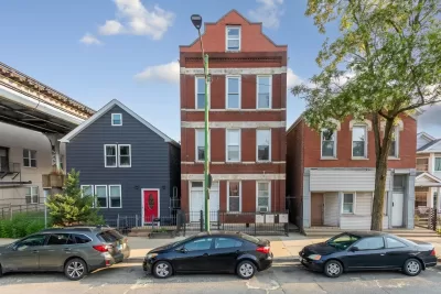 2BR House for Rent in Chicago, IL