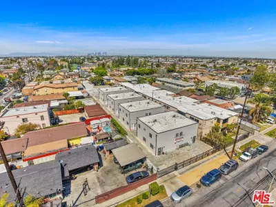 5BR Townhouse for Rent in Los Angeles, CA