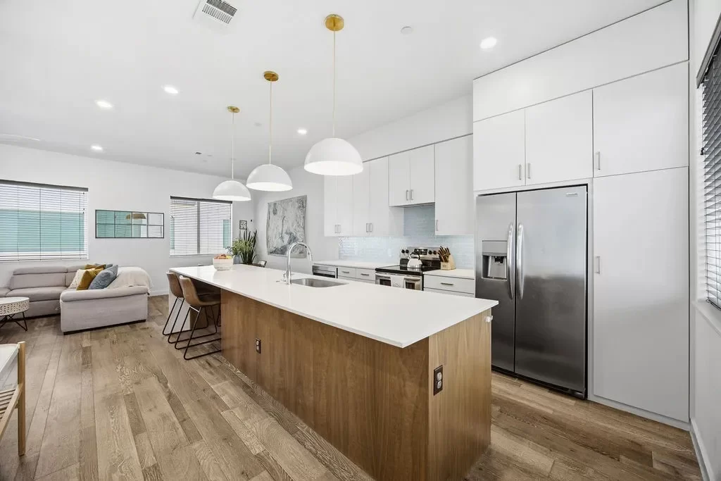 2BR Condo for Sale in Dallas, TX