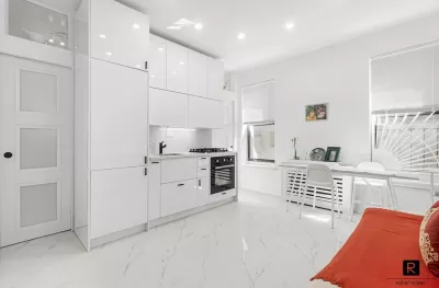 Condo for Sale in New York, NY