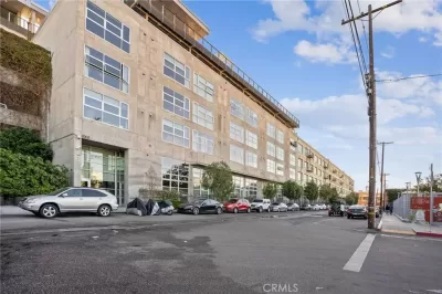 2BR House for Rent in Los Angeles, CA