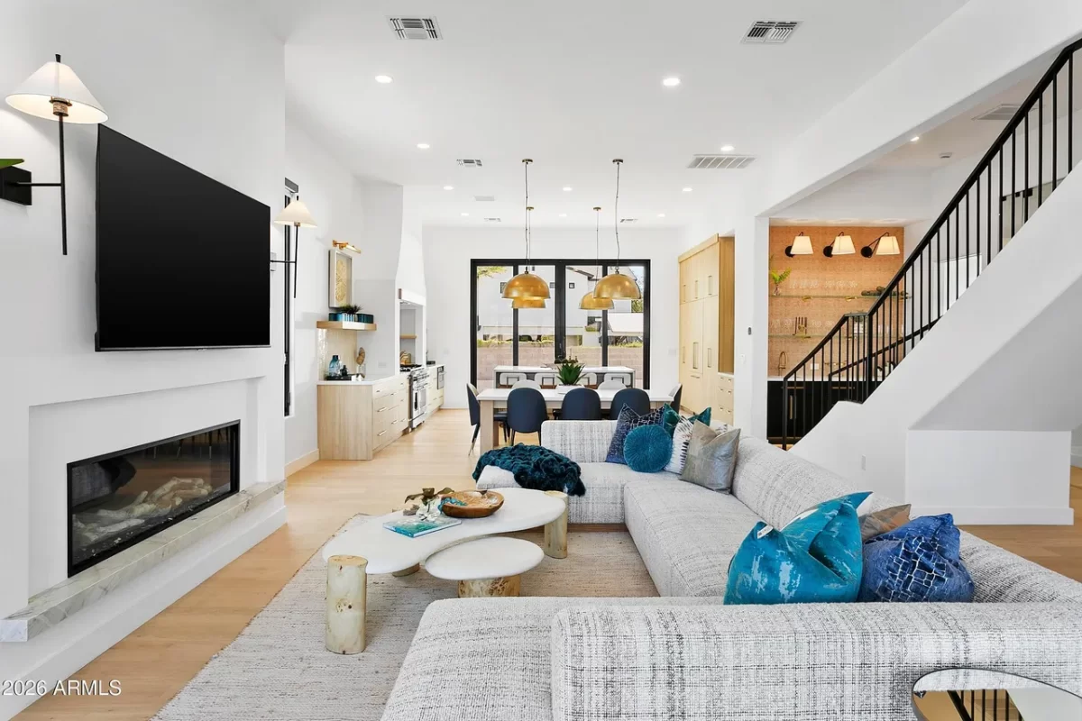 4BR House for Rent in Phoenix, AZ