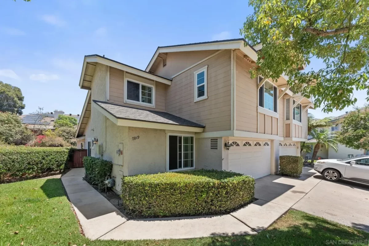 3BR Townhouse for Sale in San Diego, CA