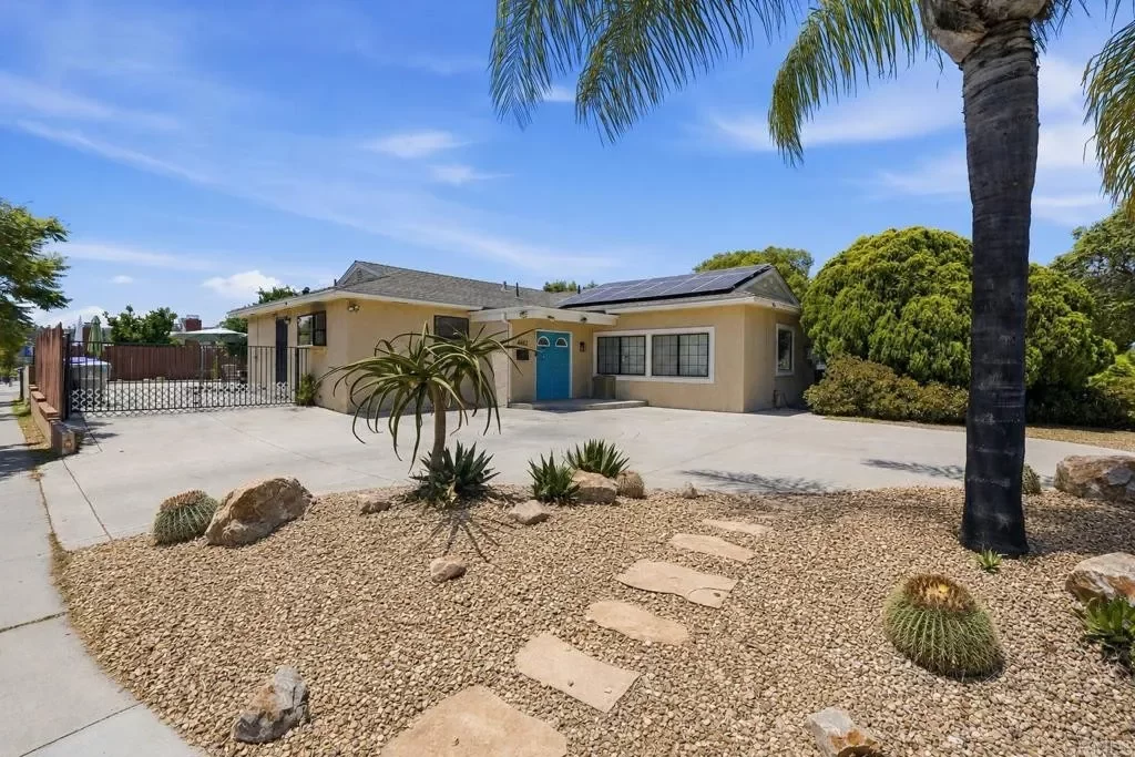 4BR House for Sale in San Diego, CA