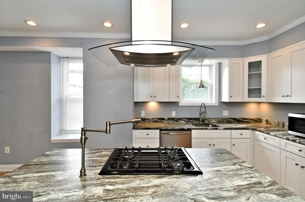 3BR Townhouse for Sale in Philadelphia, PA