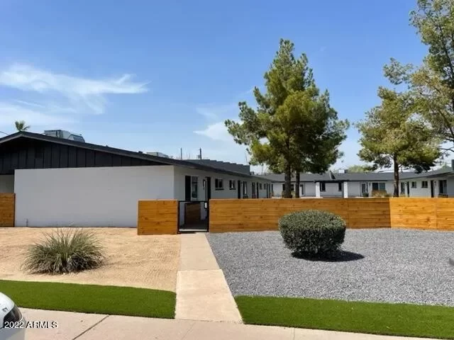 2BR Townhouse for Rent in Phoenix, AZ