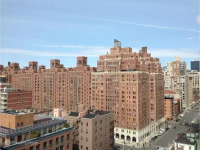 Condo for Sale in New York, NY