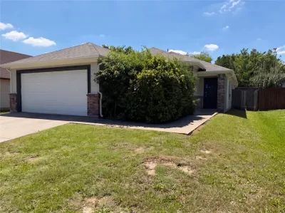4BR House for Sale in Dallas, TX