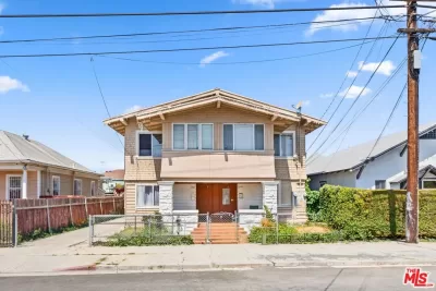 4BR Multi-Family for Sale in Los Angeles, CA