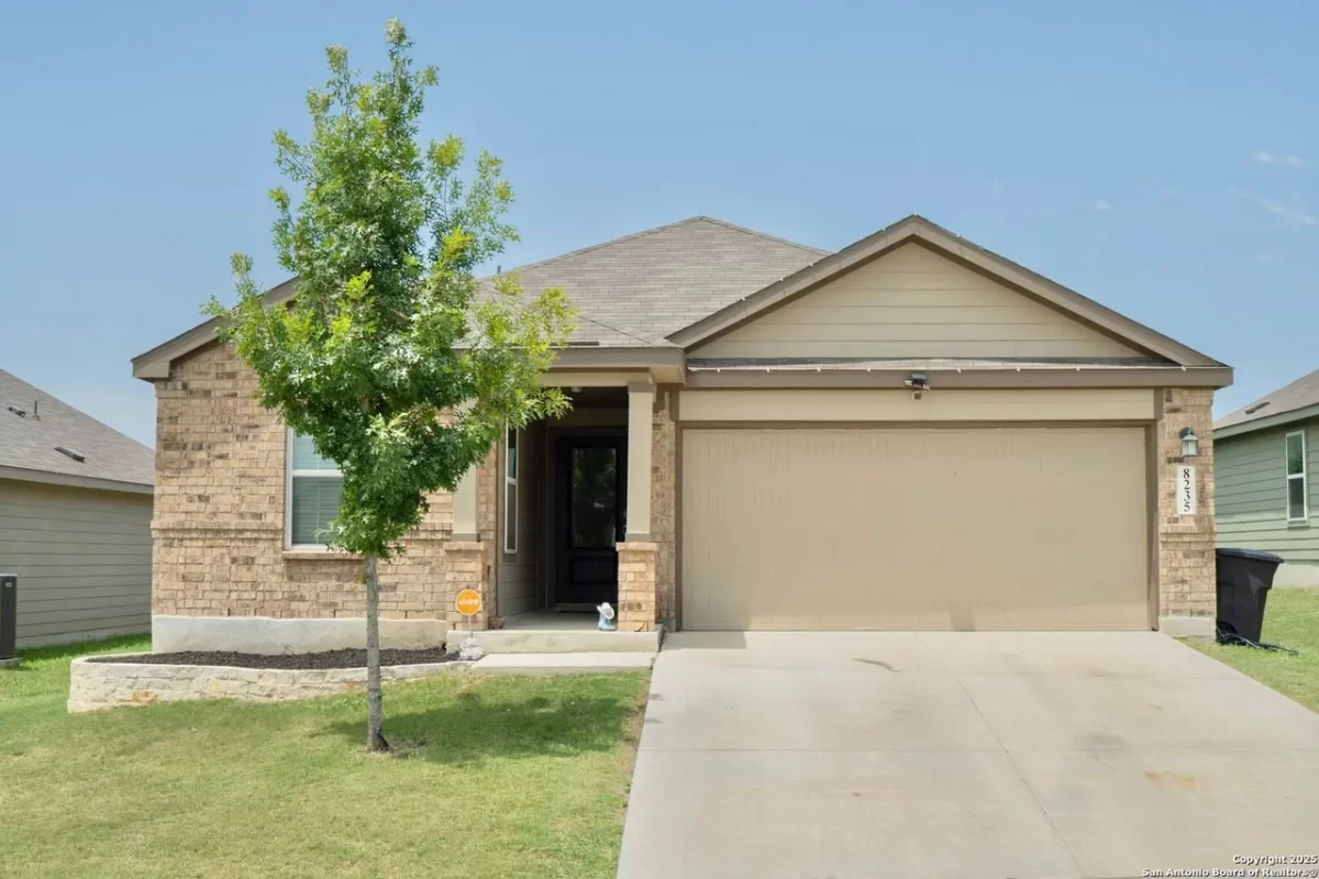 3BR House for Sale in San Antonio, TX