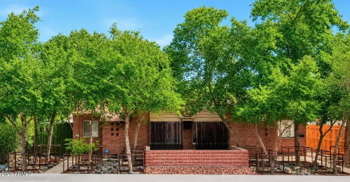 4BR Multi-Family for Sale in Phoenix, AZ