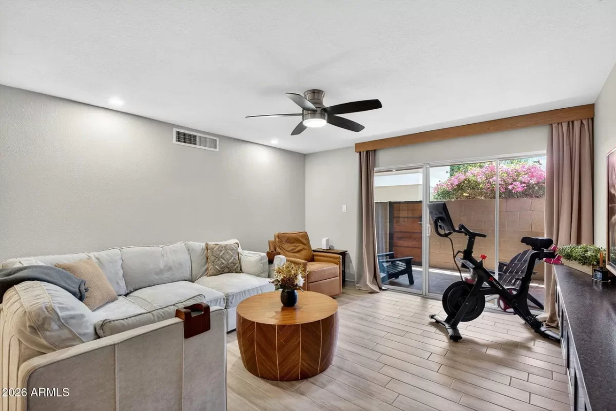 1BR Condo for Sale in Phoenix, AZ