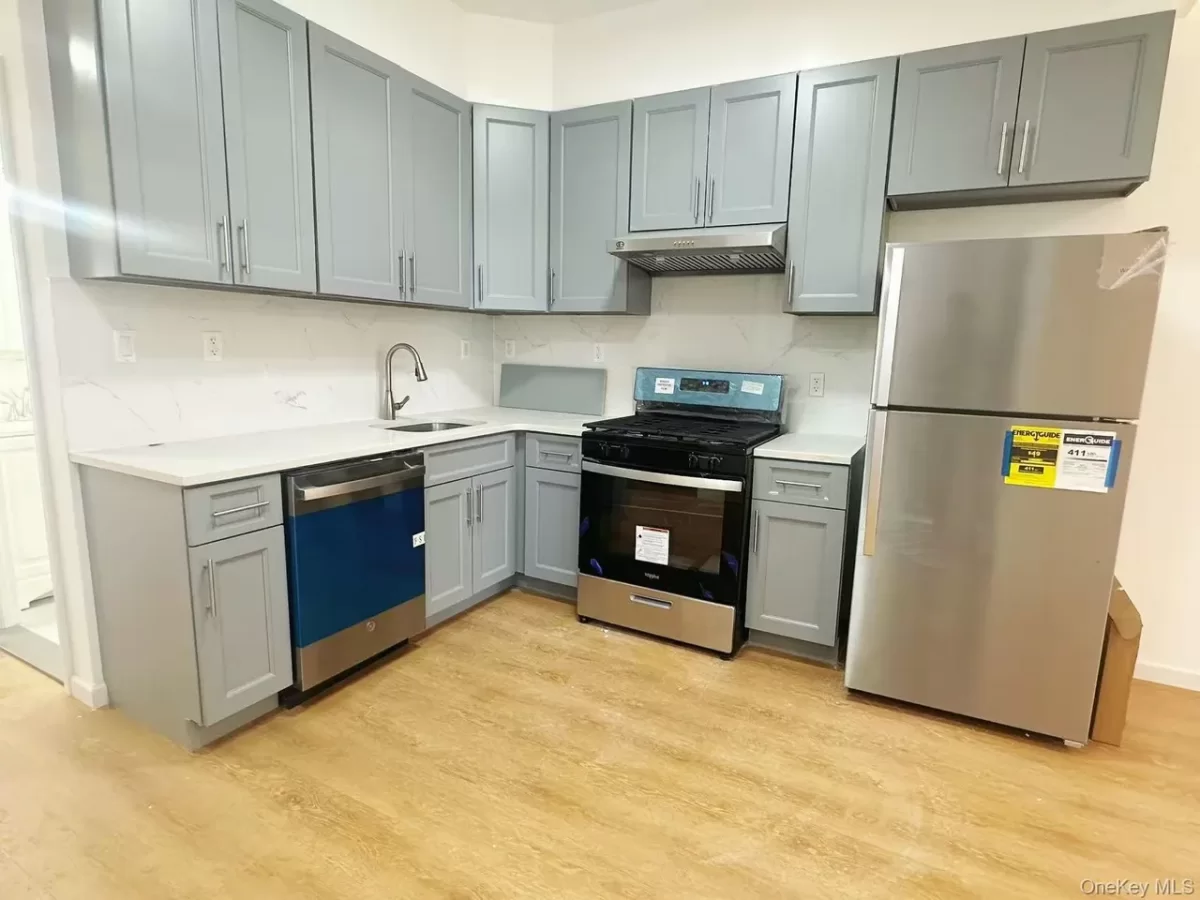3BR Apartment for Rent in Astoria, NY