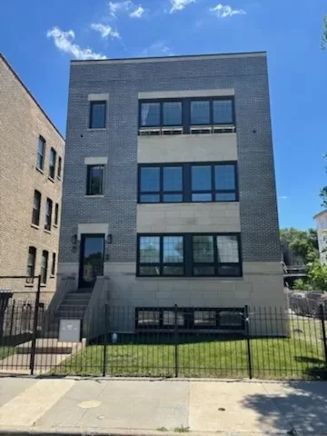 3BR Apartment for Rent in Chicago, IL