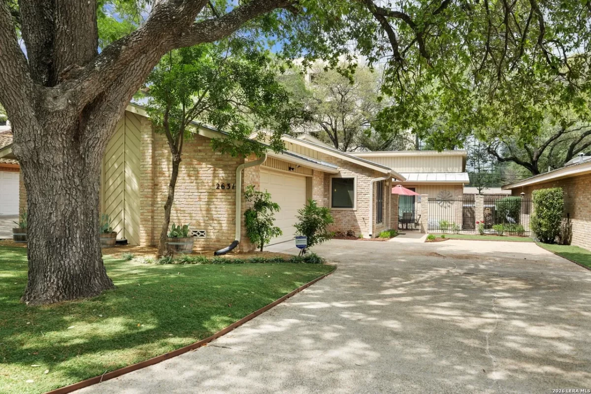 2BR House for Sale in San Antonio, TX