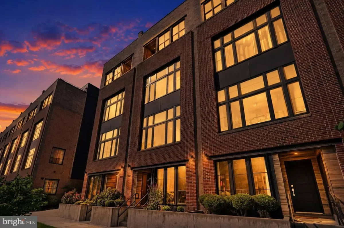 4BR Condo for Sale in Philadelphia, PA