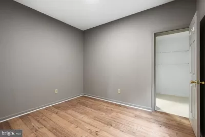 7BR Townhouse for Sale in Philadelphia, PA