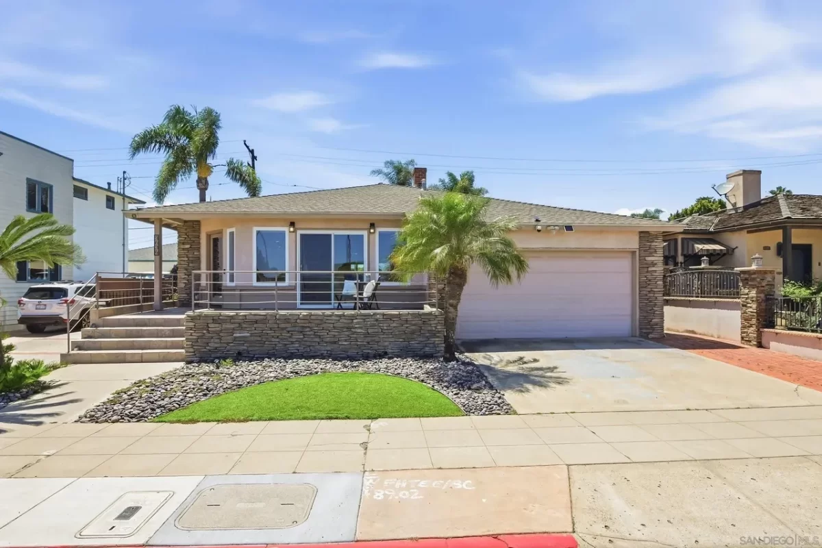 4BR House for Sale in San Diego, CA