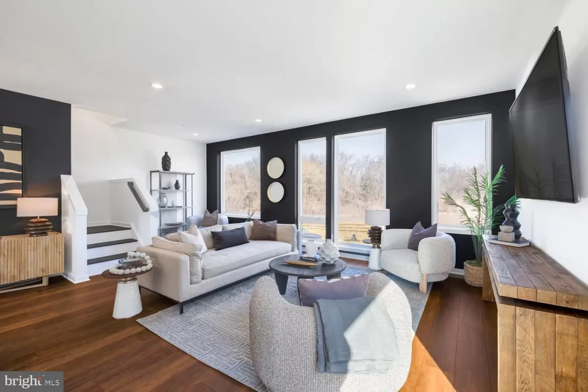 3BR Townhouse for Sale in Philadelphia, PA