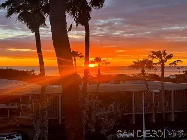2BR Condo for Sale in San Diego, CA
