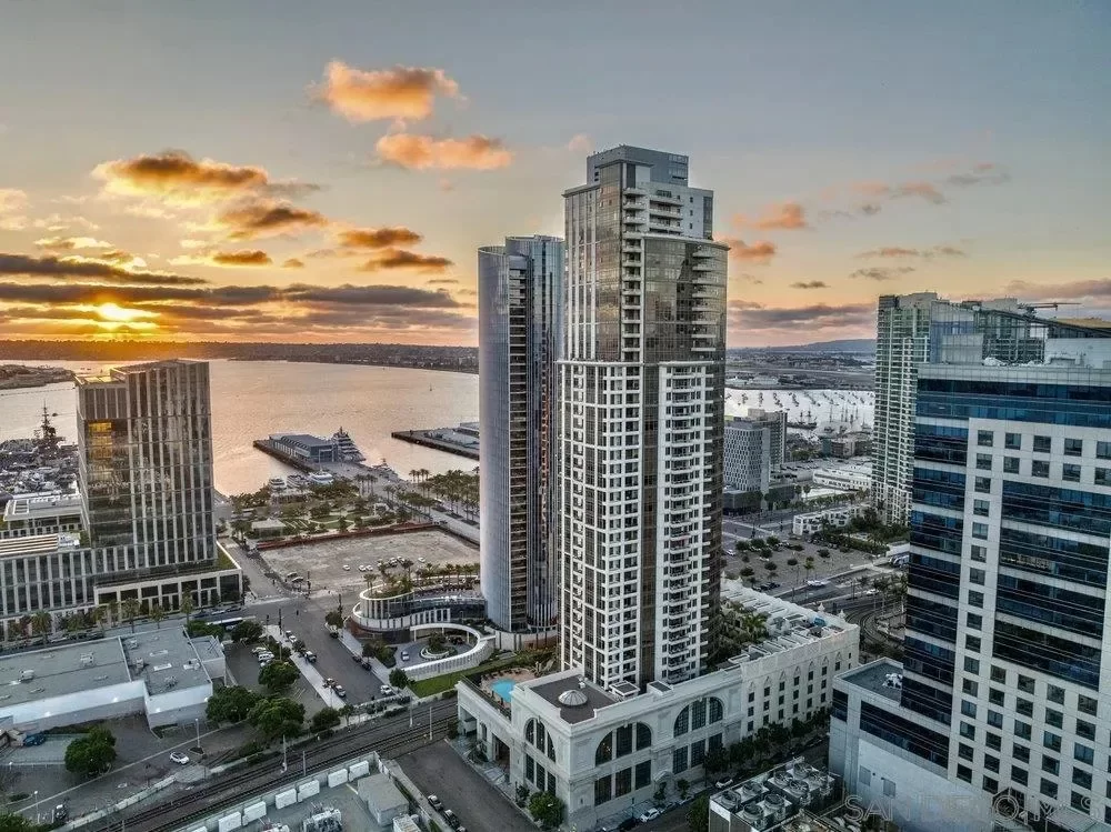 2BR Condo for Sale in San Diego, CA