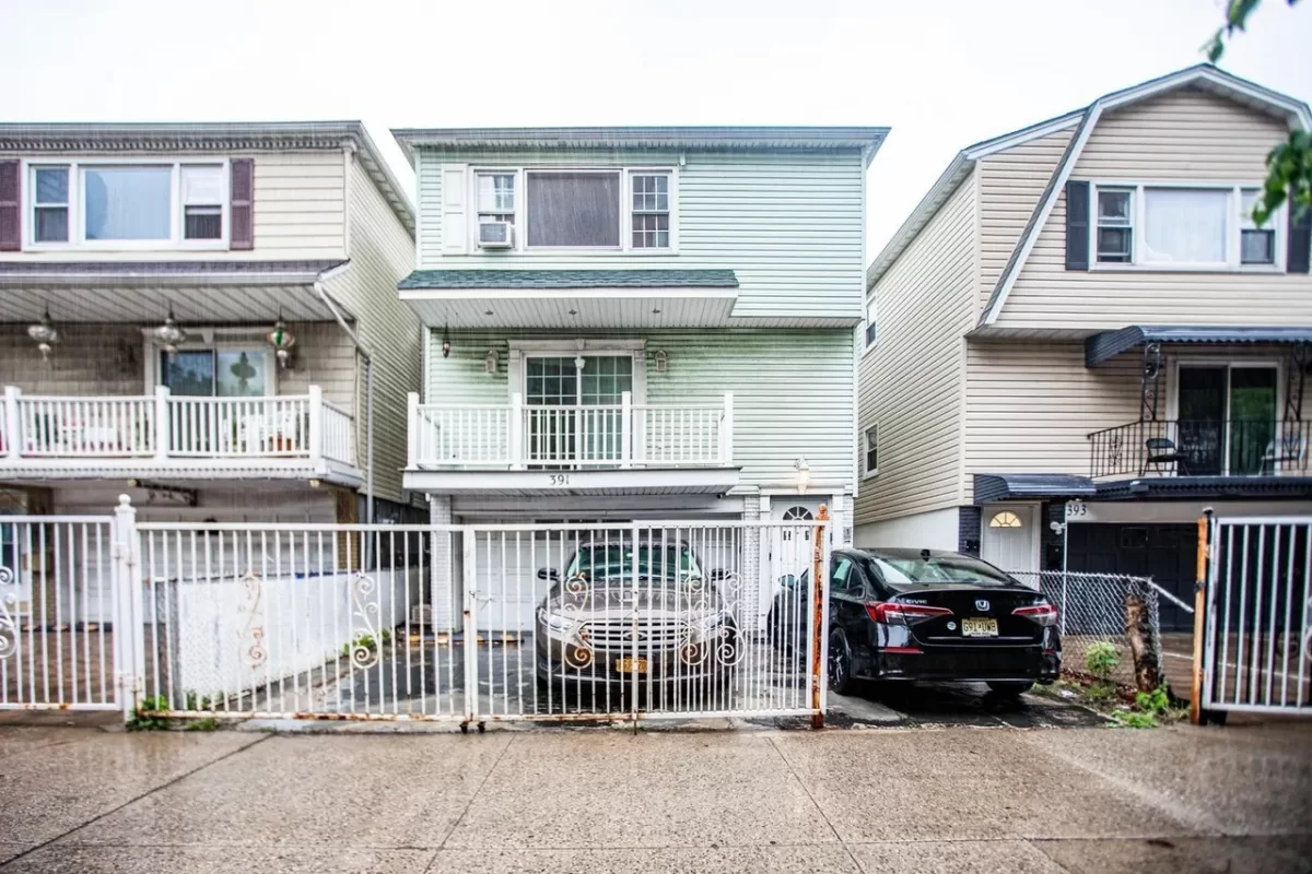 4BR Multi-Family for Rent in Jersey City, NJ