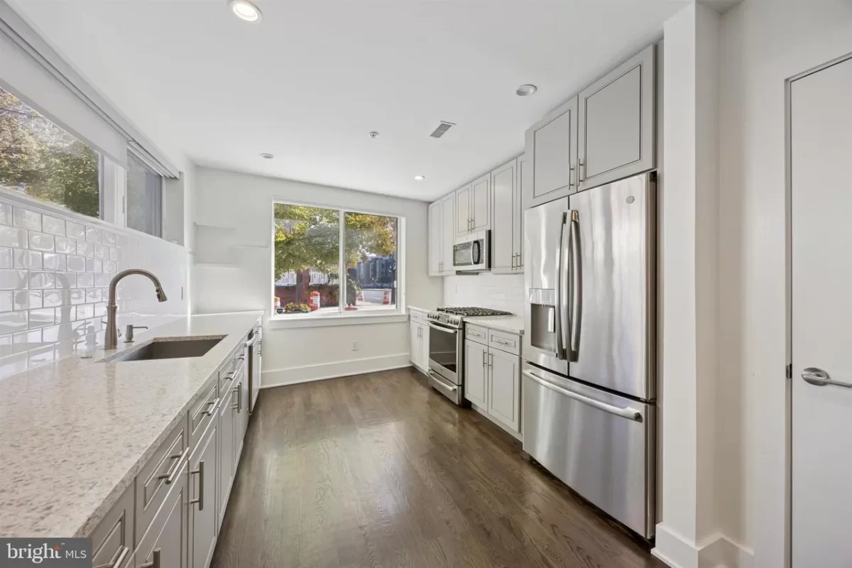 2BR Condo for Sale in Philadelphia, PA