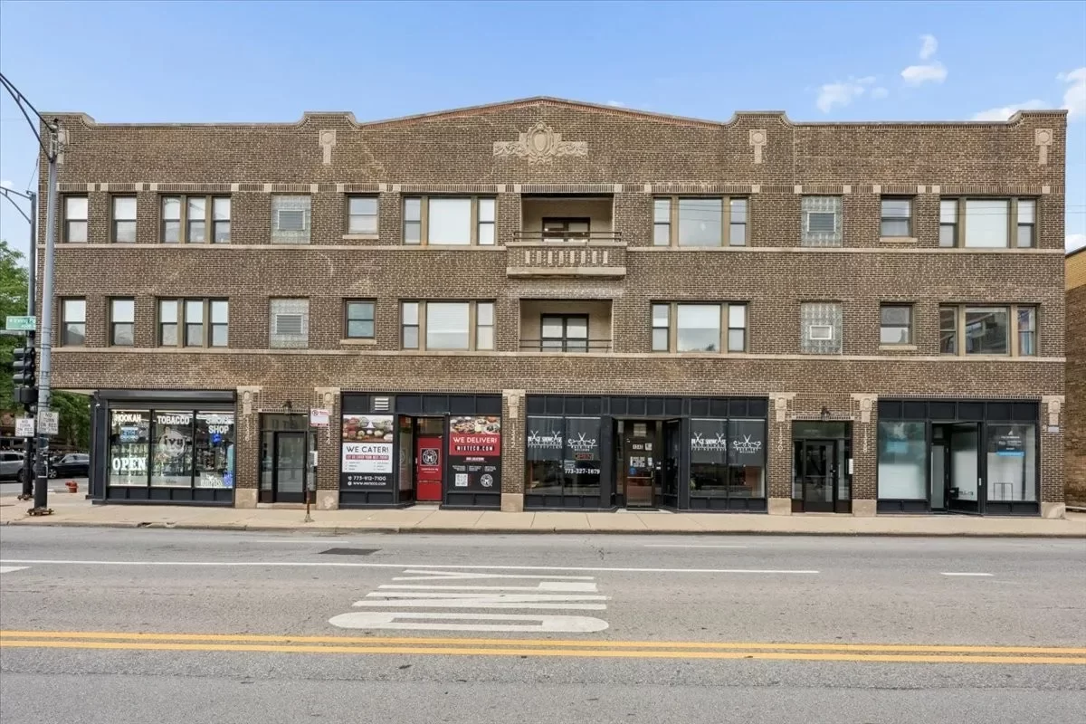 2BR House for Rent in Chicago, IL