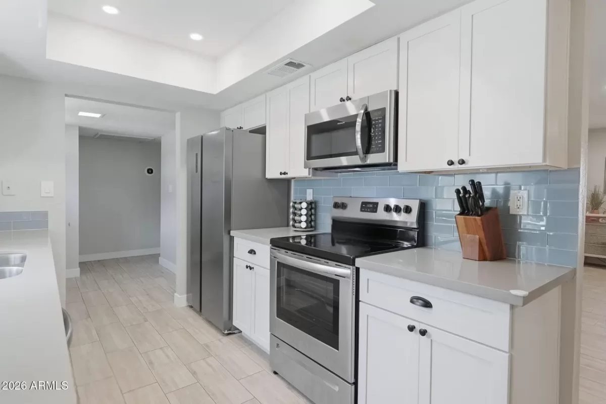 3BR Townhouse for Sale in Phoenix, AZ